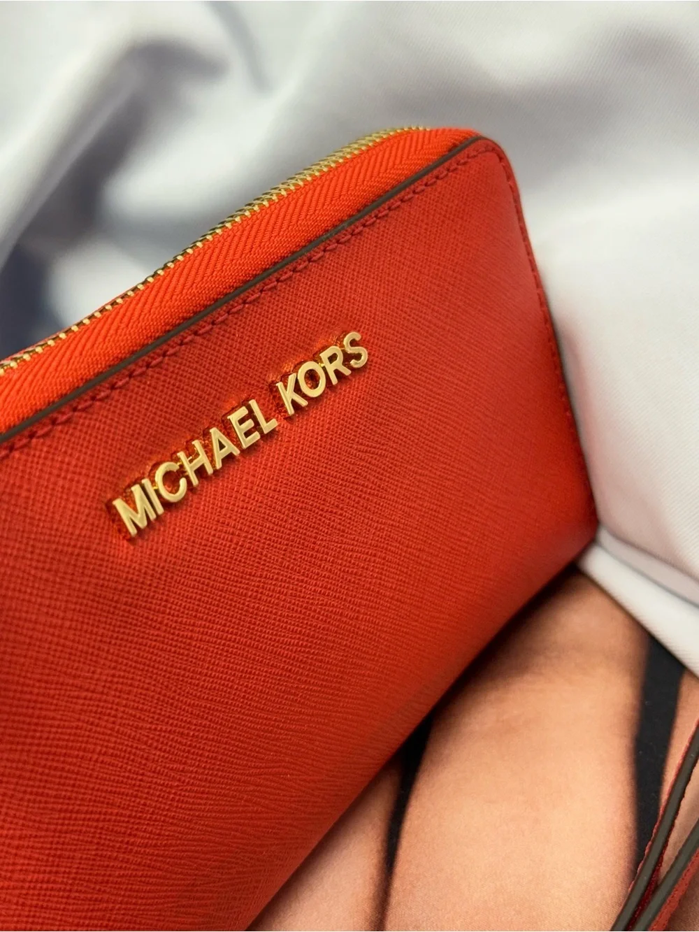 (new+tag) Michael Kors Jet Set Travel Saffiano Leather Wristlet Mandarin Orange
